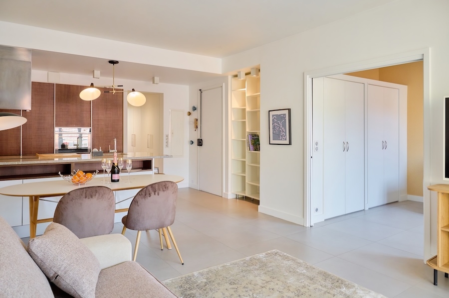 Арендовать уютную 3х комнатную квартиру в Каннах (бульвар Carnot)